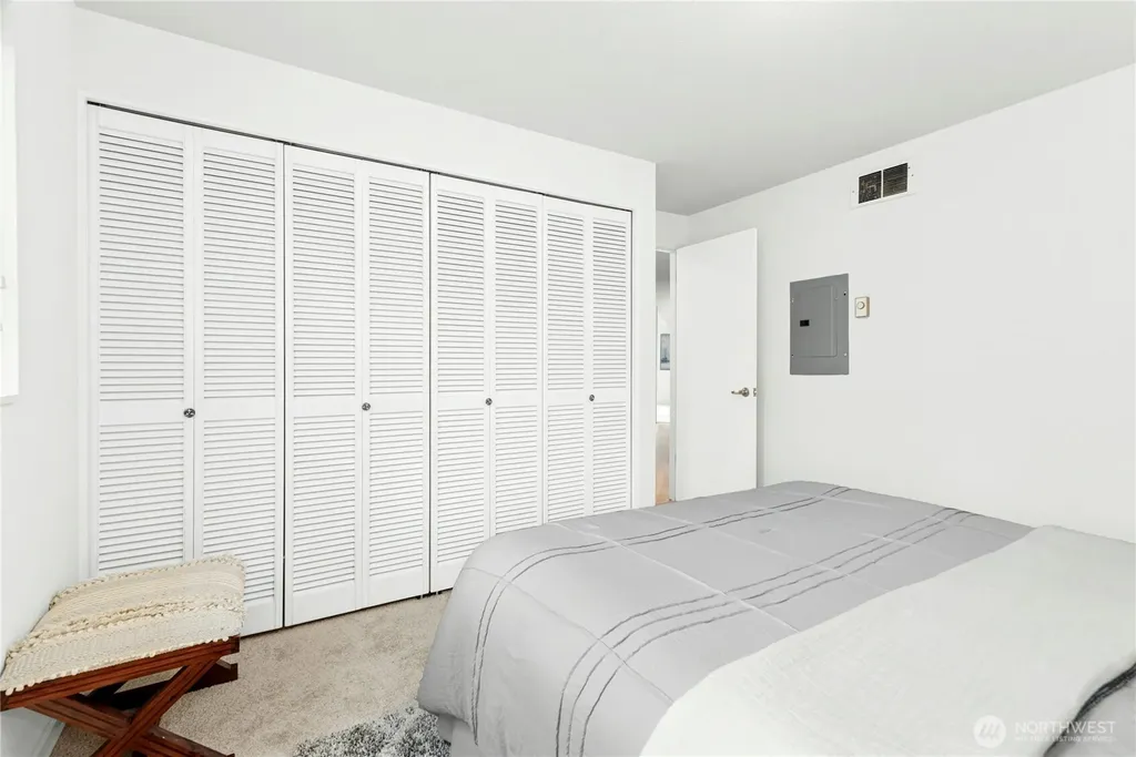 19524 Echo Lake Place N Shoreline WA 98133