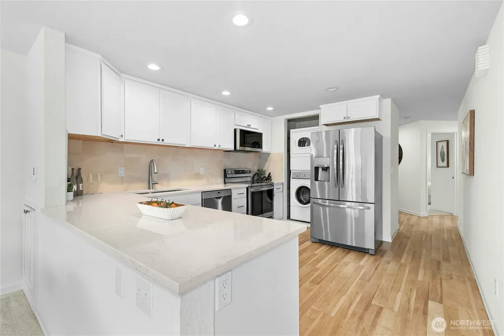19524 Echo Lake Place N Shoreline WA 98133