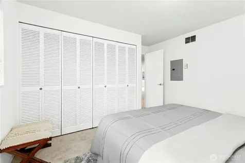 19524 Echo Lake Place N Shoreline WA 98133