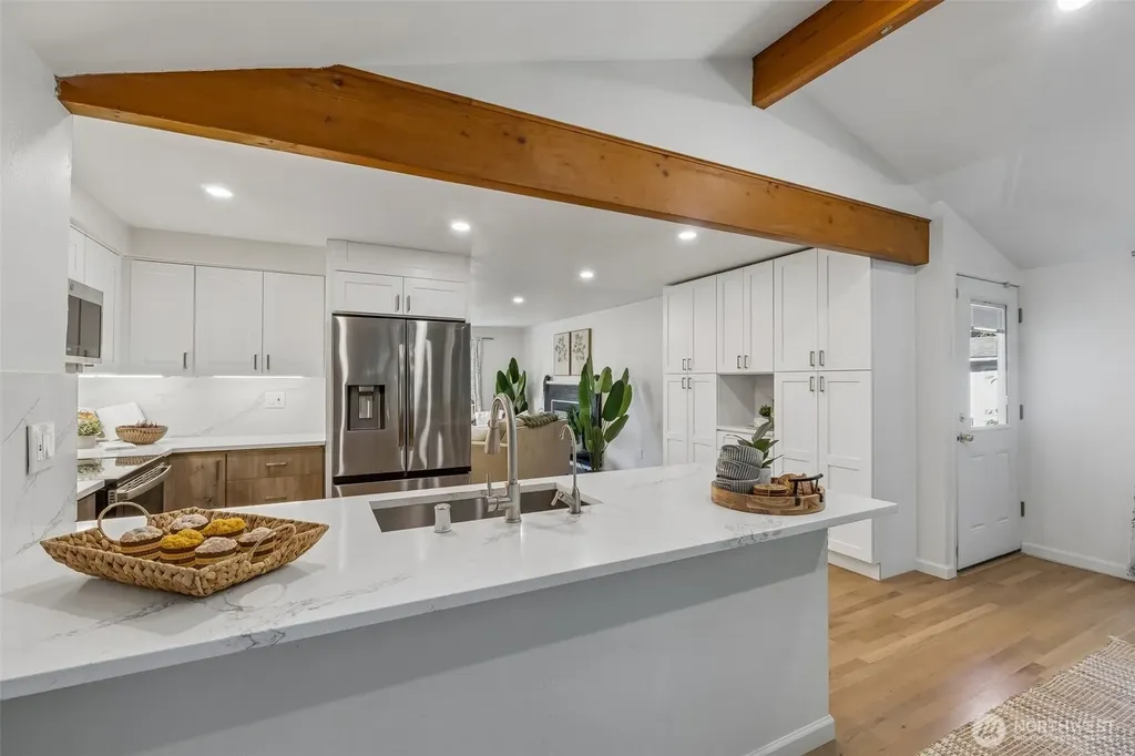 5023 236th Place SE Woodinville WA 98072