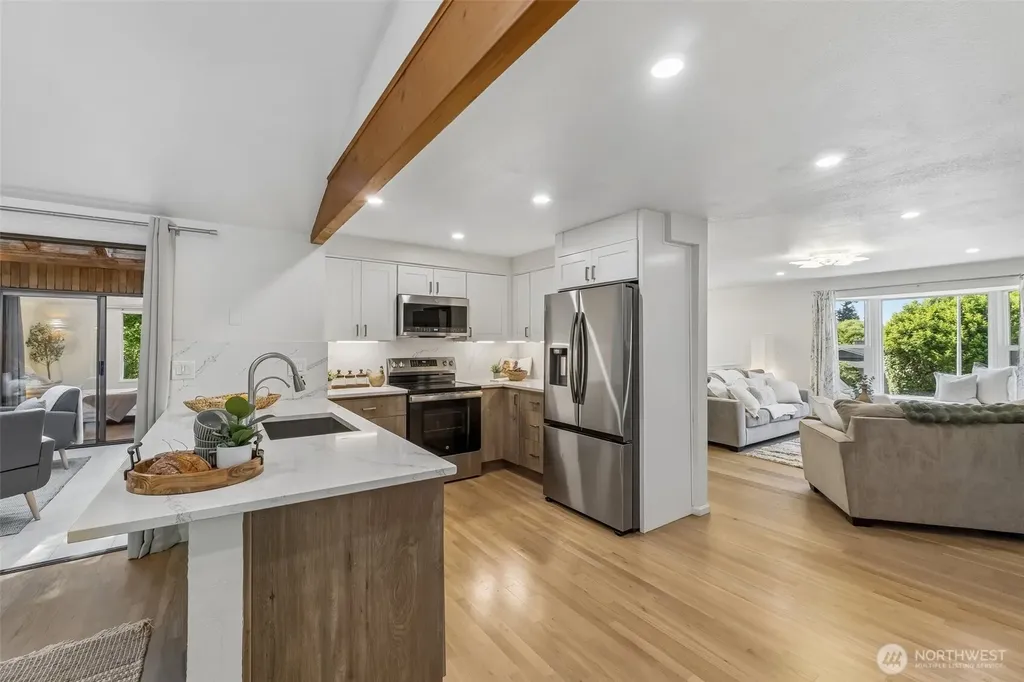 5023 236th Place SE Woodinville WA 98072