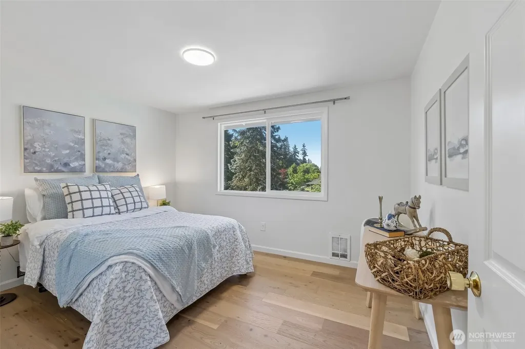 5023 236th Place SE Woodinville WA 98072