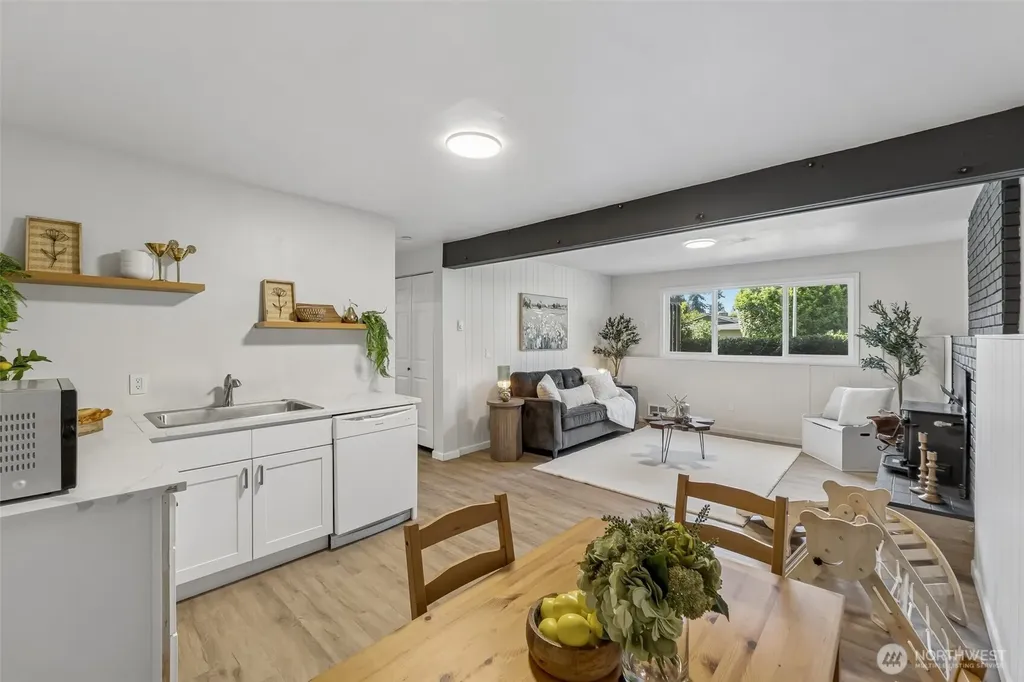 5023 236th Place SE Woodinville WA 98072