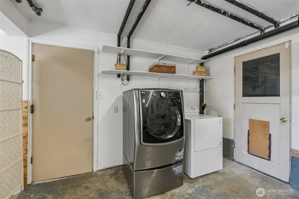 5023 236th Place SE Woodinville WA 98072