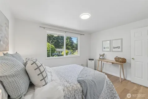 5023 236th Place SE Woodinville WA 98072