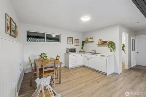 5023 236th Place SE Woodinville WA 98072