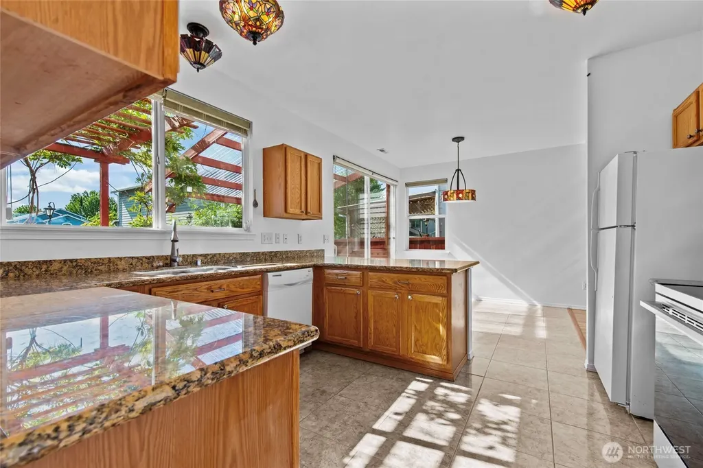 17706 90th Avenue E Puyallup WA 98375