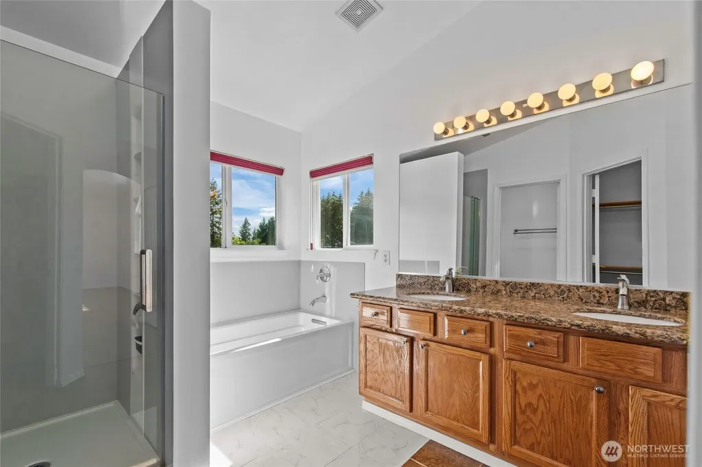 17706 90th Avenue E Puyallup WA 98375