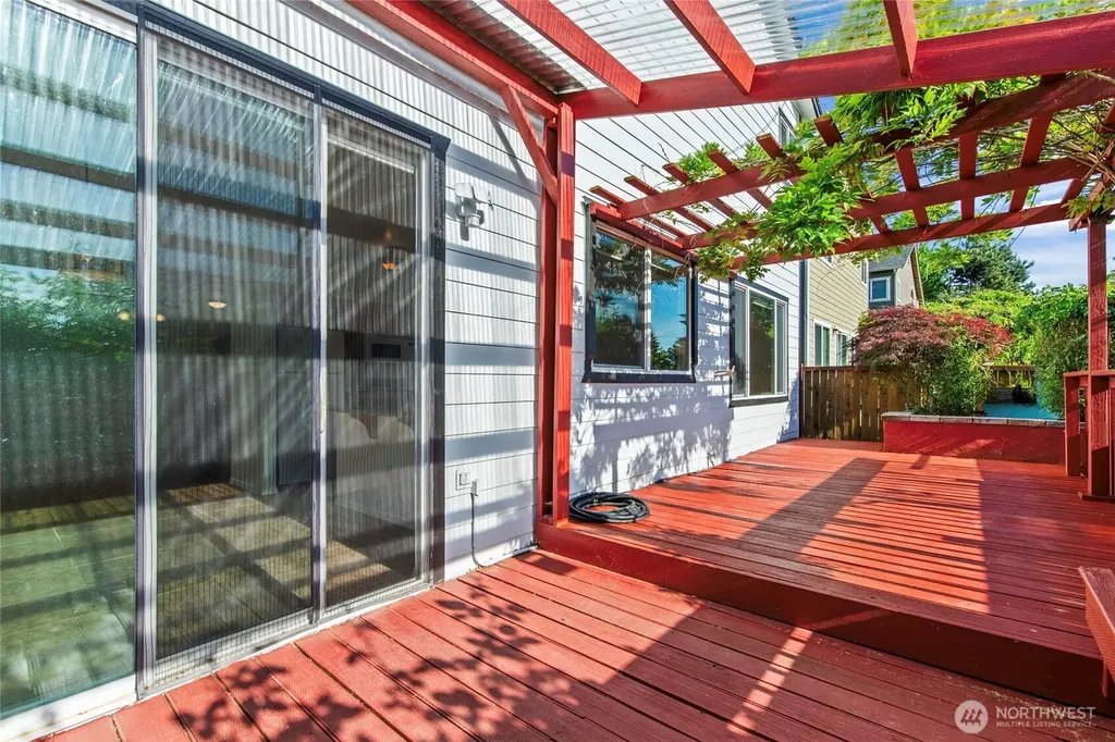 17706 90th Avenue E Puyallup WA 98375