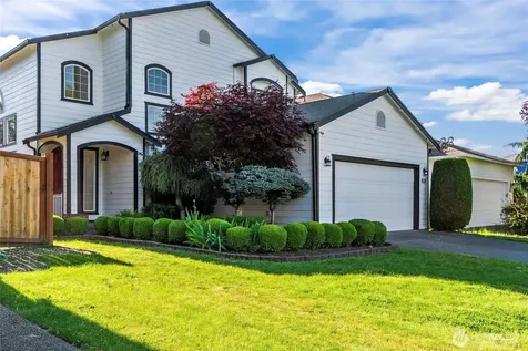 17706 90th Avenue E Puyallup WA 98375