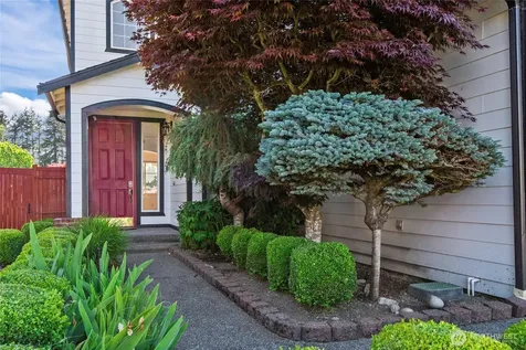 17706 90th Avenue E Puyallup WA 98375