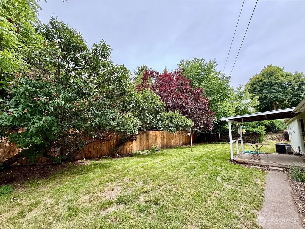 321 Bruce Street Waitsburg WA 99361
