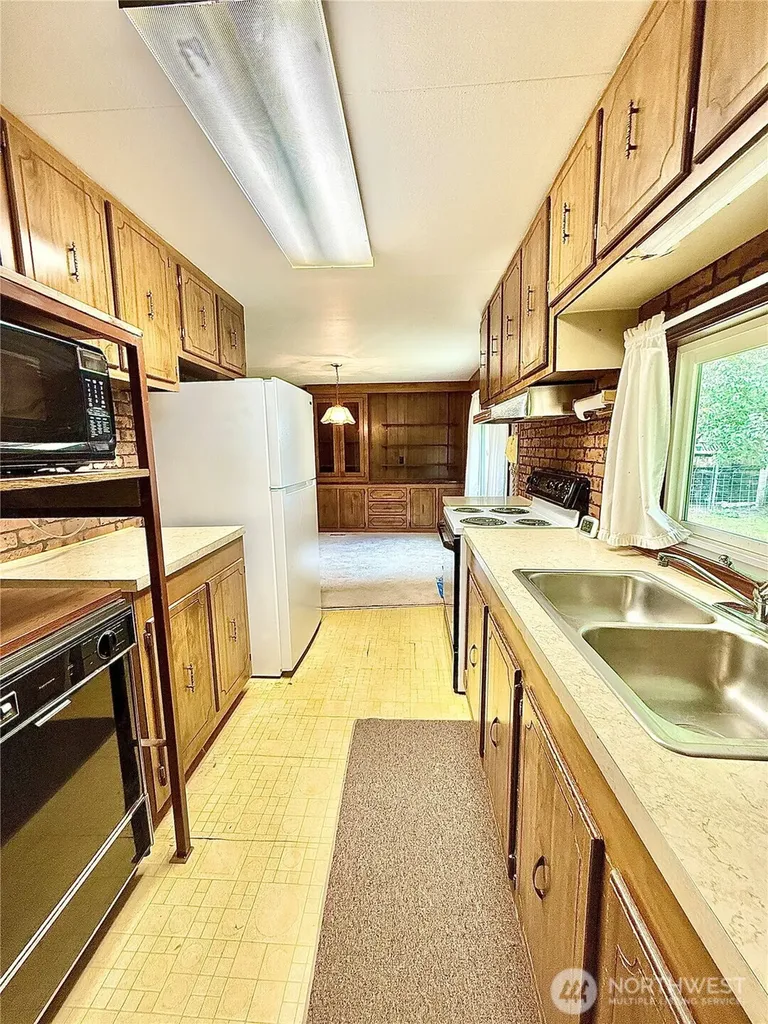 321 Bruce Street Waitsburg WA 99361