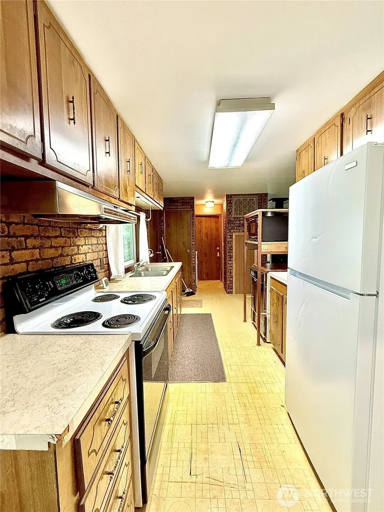 321 Bruce Street Waitsburg WA 99361