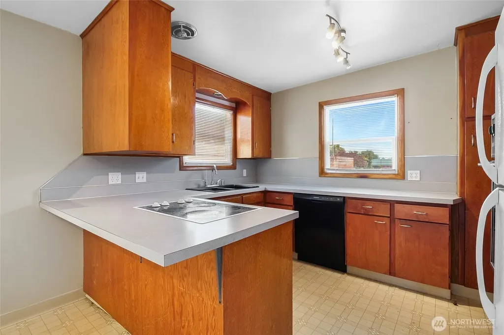 0 F Street SW Ephrata WA 98823