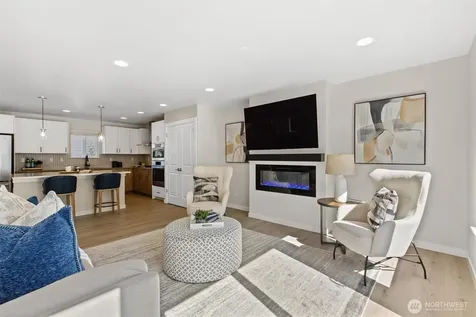 8025 177th Place NE Kenmore WA 98028