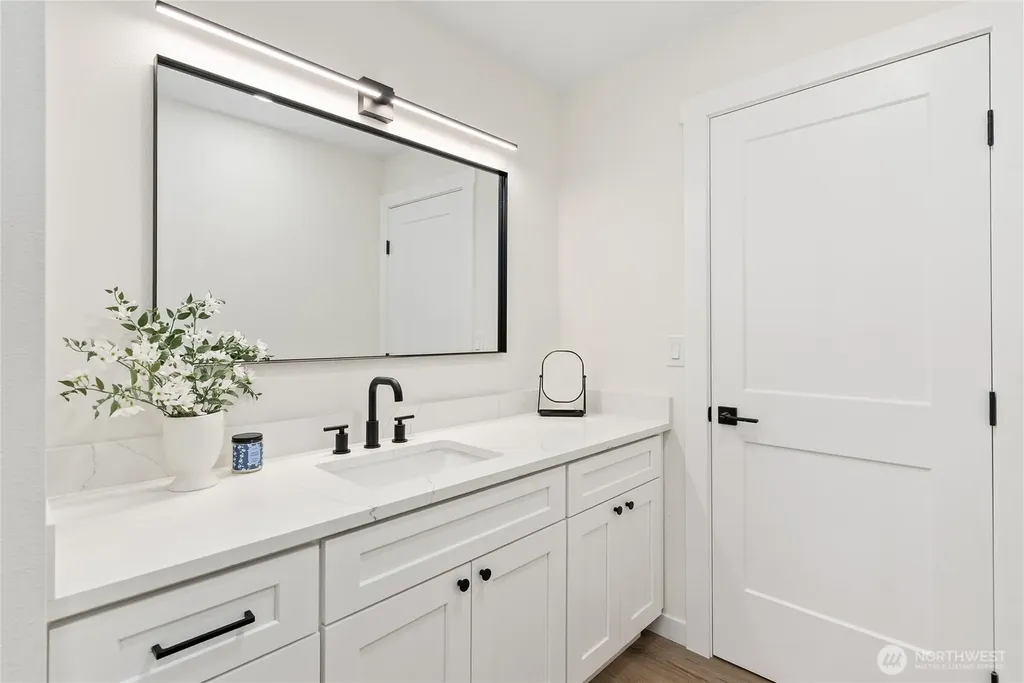 9701 Lake Steilacoom Drive SW Lakewood WA 98498