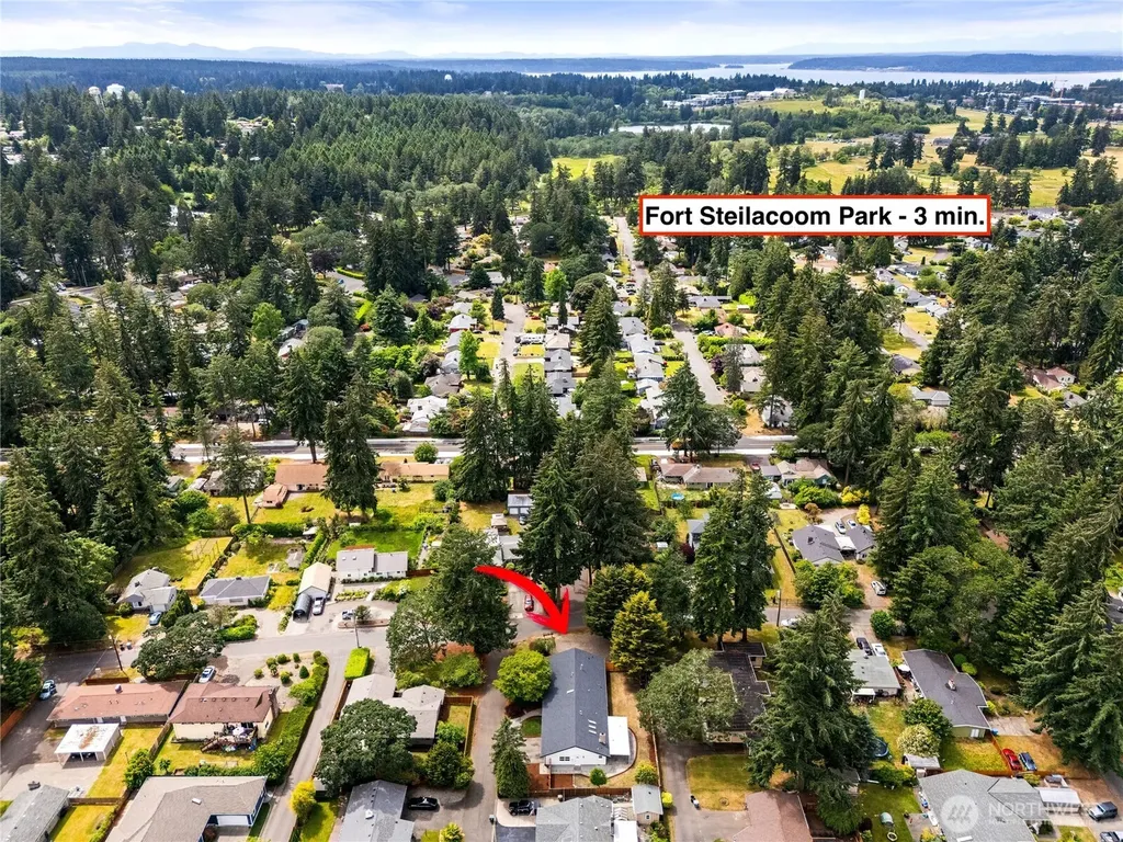 9701 Lake Steilacoom Drive SW Lakewood WA 98498