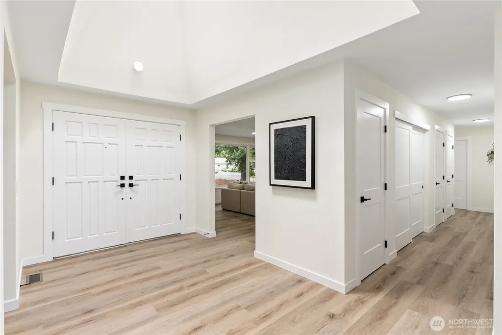 9701 Lake Steilacoom Drive SW Lakewood WA 98498