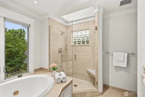 3019 61st Avenue SE Mercer Island WA 98040