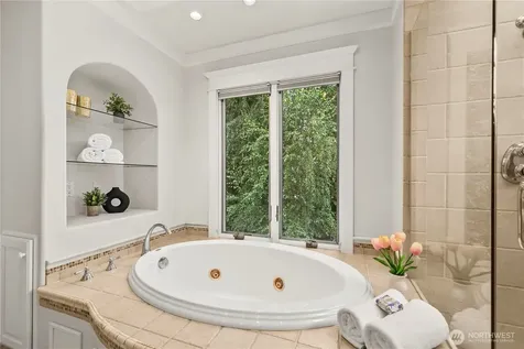3019 61st Avenue SE Mercer Island WA 98040