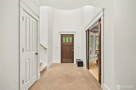 3019 61st Avenue SE Mercer Island WA 98040