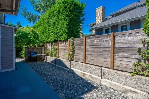 3019 61st Avenue SE Mercer Island WA 98040
