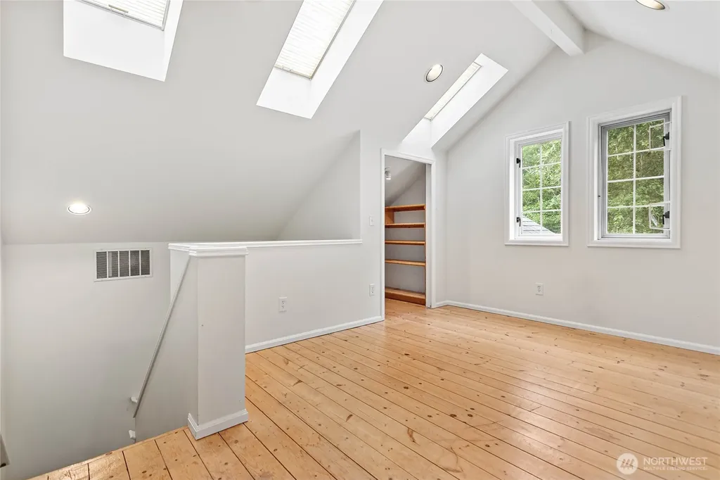 329 Viewcrest Road Bellingham WA 98229