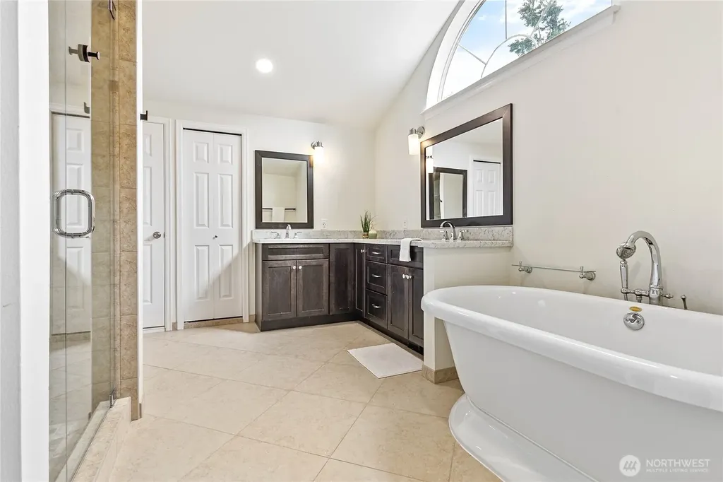 329 Viewcrest Road Bellingham WA 98229