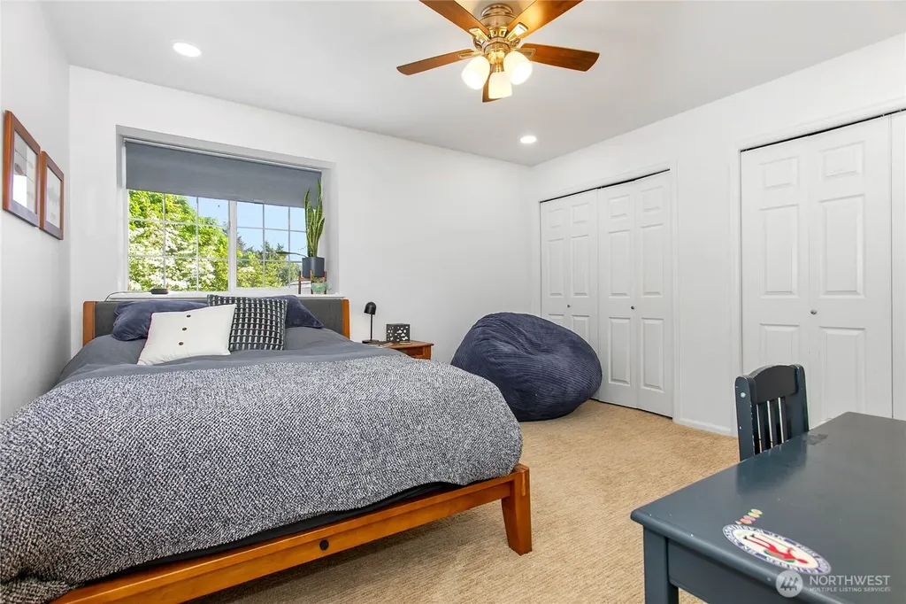 329 Viewcrest Road Bellingham WA 98229