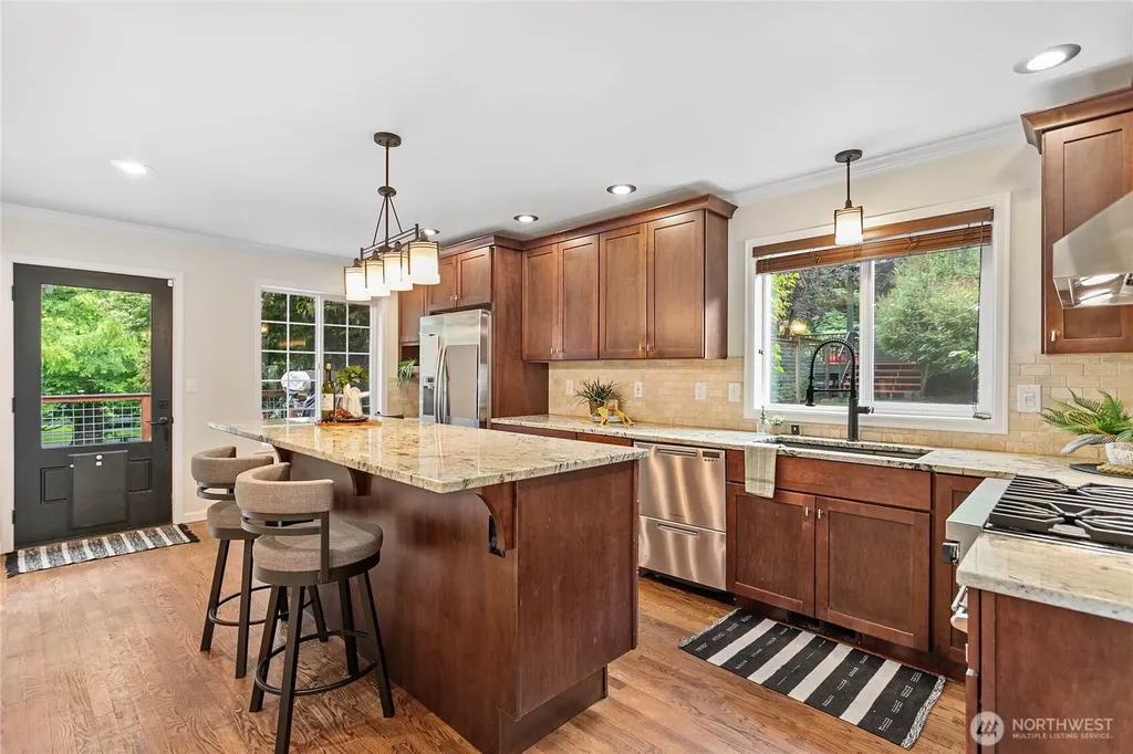 329 Viewcrest Road Bellingham WA 98229