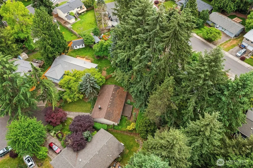 12819 98th Place NE Kirkland WA 98034