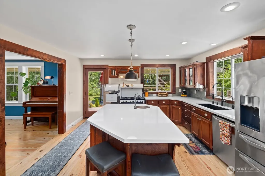 14716 180th Avenue NW Gig Harbor WA 98329
