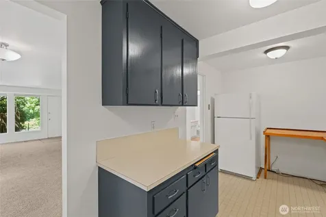 5044 Sand Point Way NE Seattle WA 98105