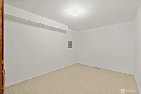 5044 Sand Point Way NE Seattle WA 98105