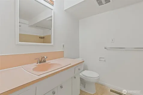 5044 Sand Point Way NE Seattle WA 98105