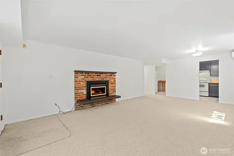 5044 Sand Point Way NE Seattle WA 98105