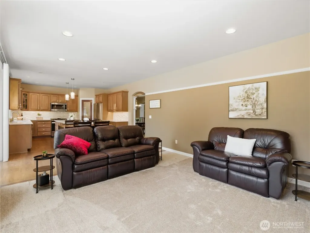 2320 248th Avenue SE Sammamish WA 98075