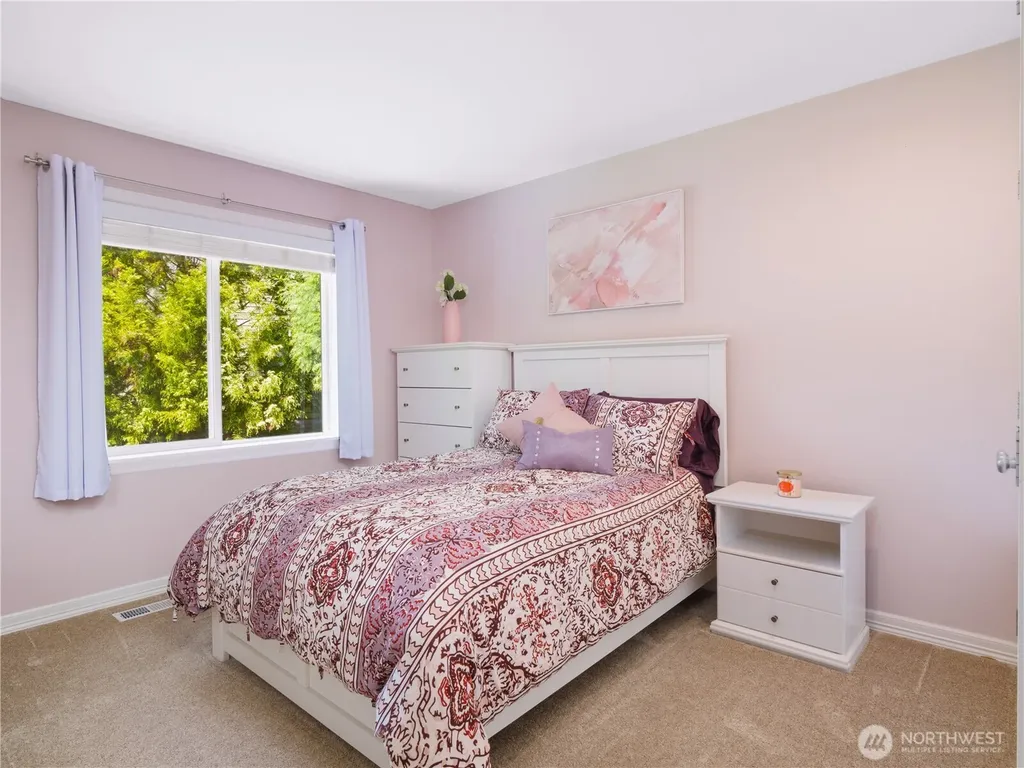 2320 248th Avenue SE Sammamish WA 98075