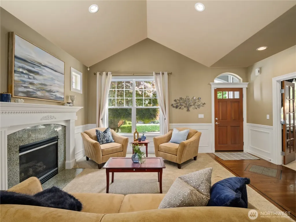 2320 248th Avenue SE Sammamish WA 98075