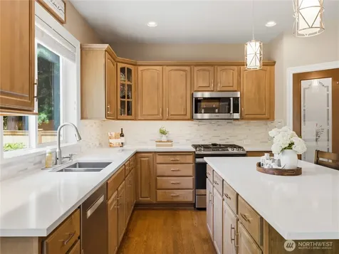 2320 248th Avenue SE Sammamish WA 98075