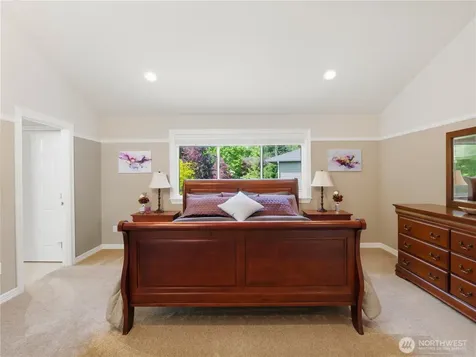 2320 248th Avenue SE Sammamish WA 98075