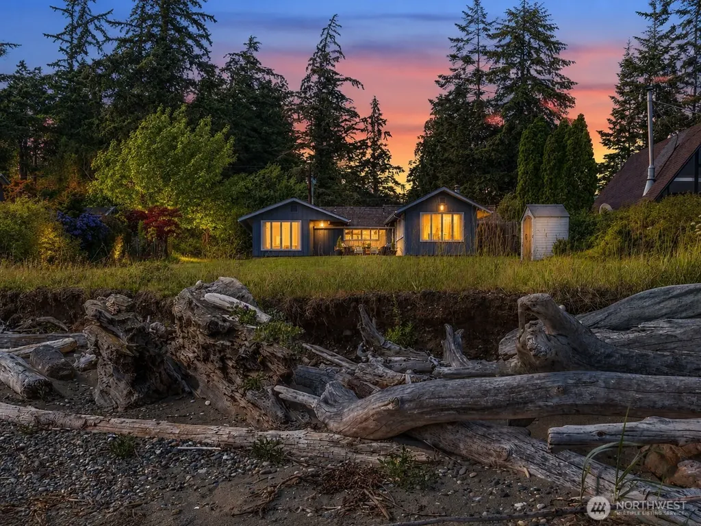 4448 S Shore Drive Anacortes WA 98221