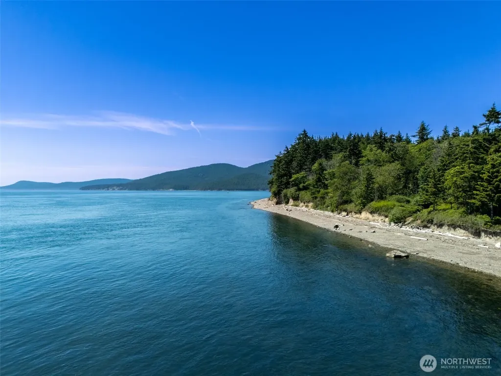 4448 S Shore Drive Anacortes WA 98221