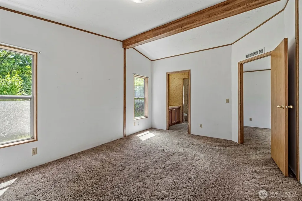 18206 W Big Lake Boulevard Mount Vernon WA 98274