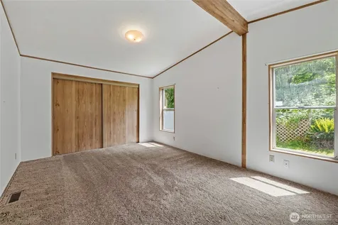 18206 W Big Lake Boulevard Mount Vernon WA 98274