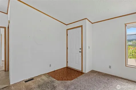 18206 W Big Lake Boulevard Mount Vernon WA 98274