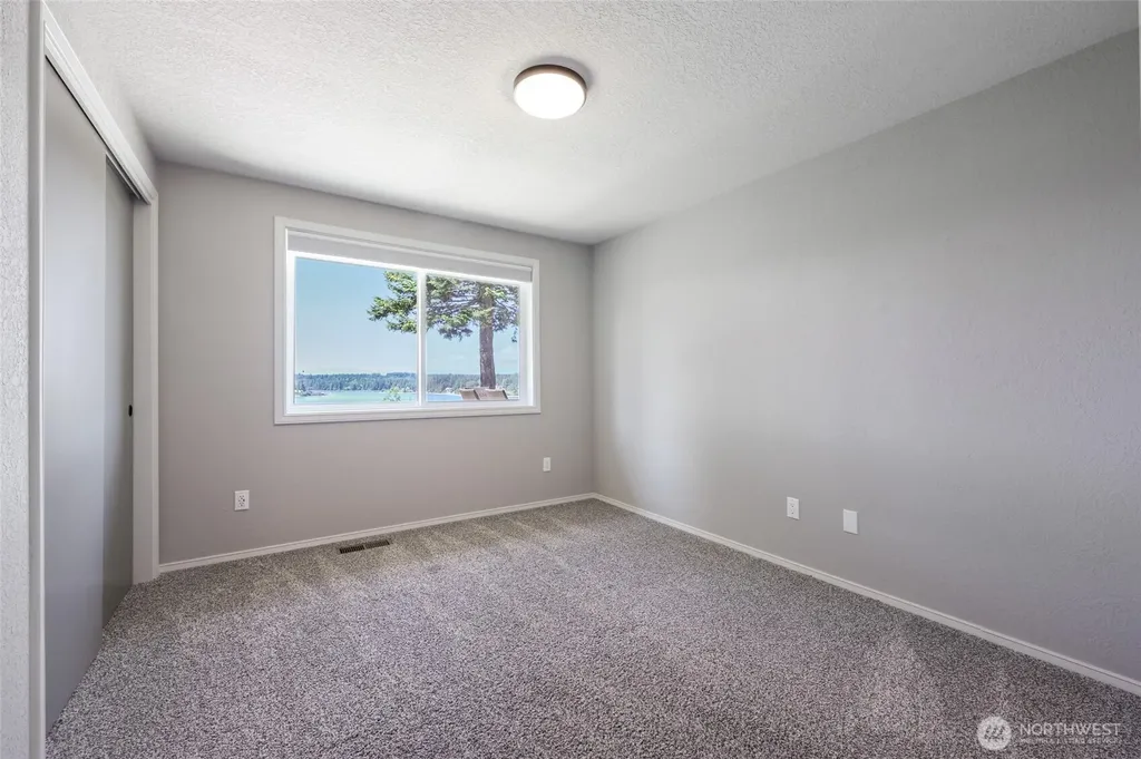 7713 78th Loop NW Olympia WA 98502