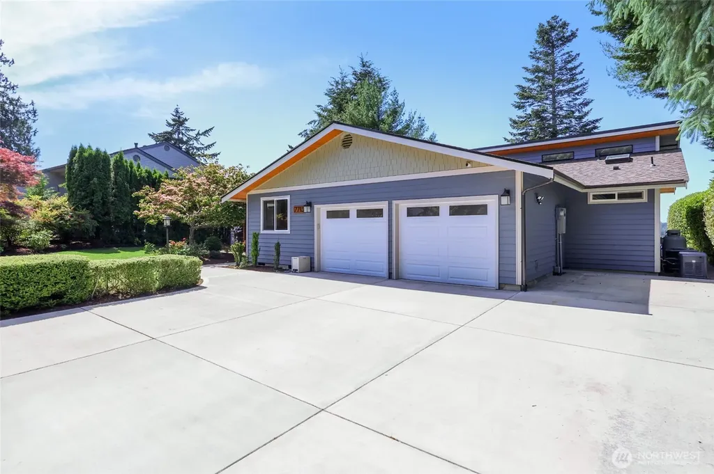 7713 78th Loop NW Olympia WA 98502