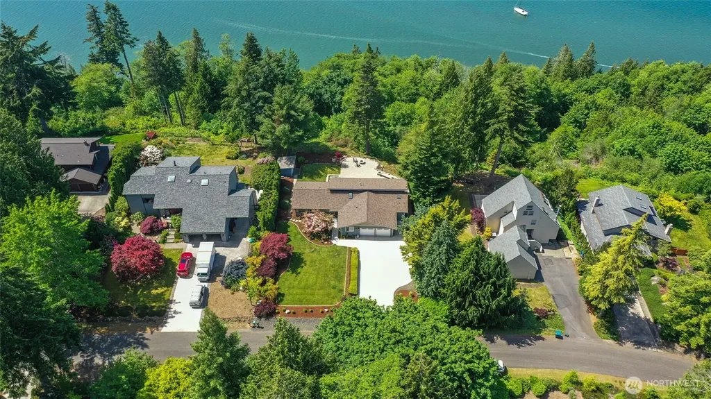 7713 78th Loop NW Olympia WA 98502